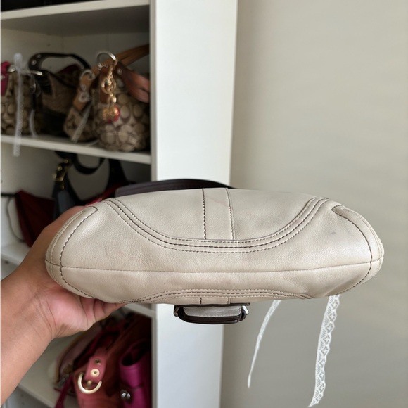 SOLD 🤍🩷 - Picture 5 of 8